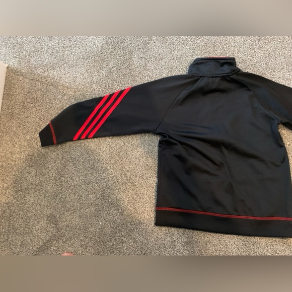 Boy’s Adidas Black And Red Size 7 Track Suite Jacket - Picture 5 of 9